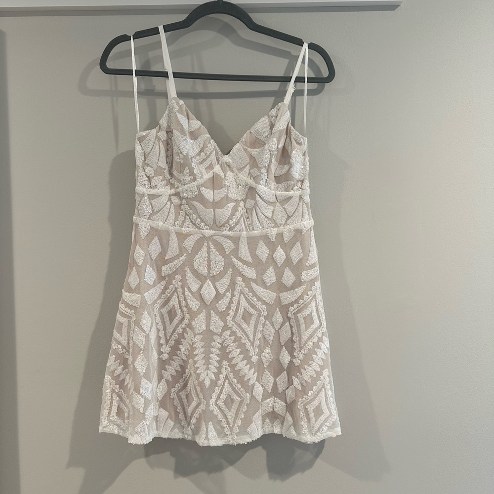 Beautiful White Revolve Superdown Mini Dress! - image 5